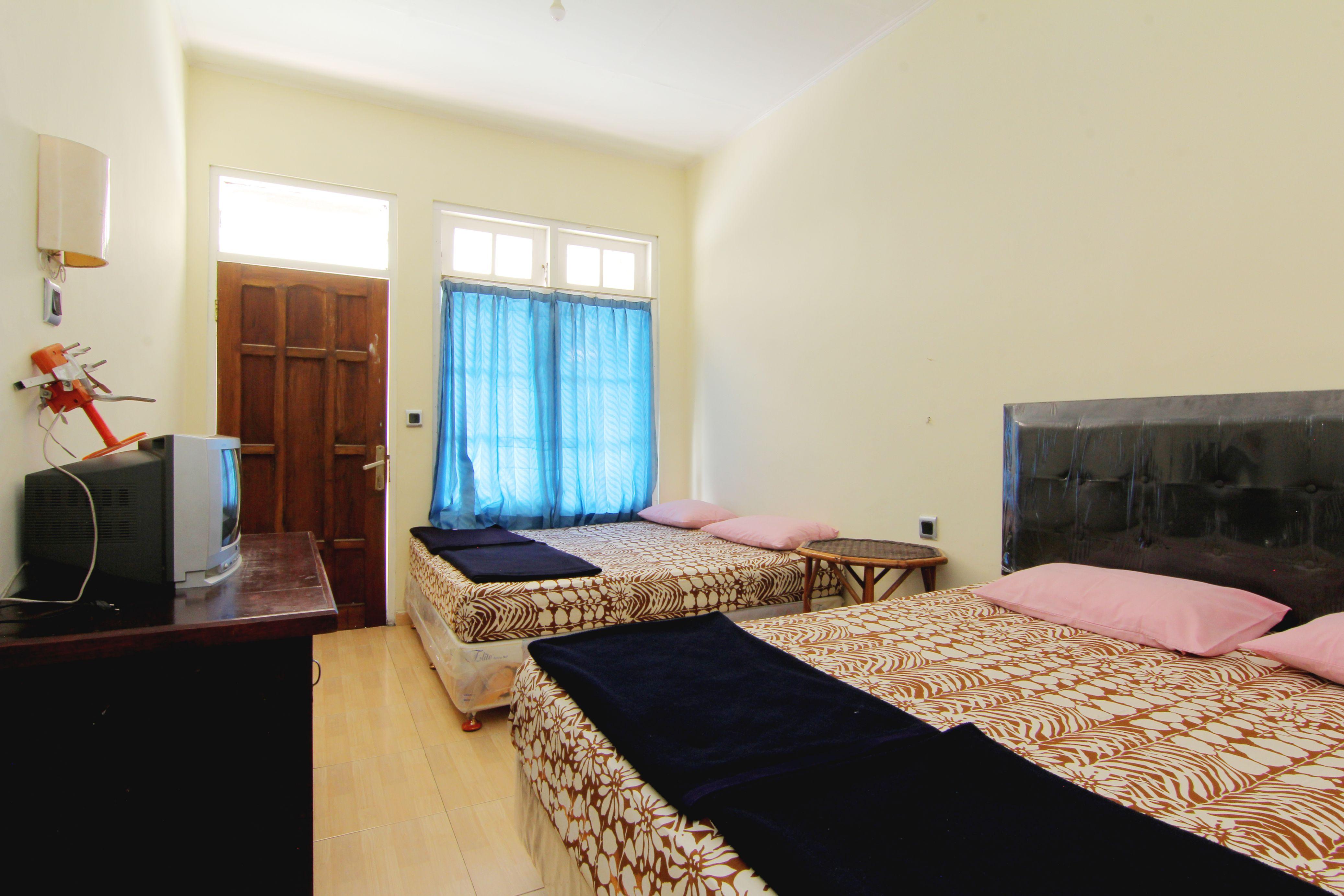 Hotel Wijaya 3 Kaliurang Ngoại thất bức ảnh