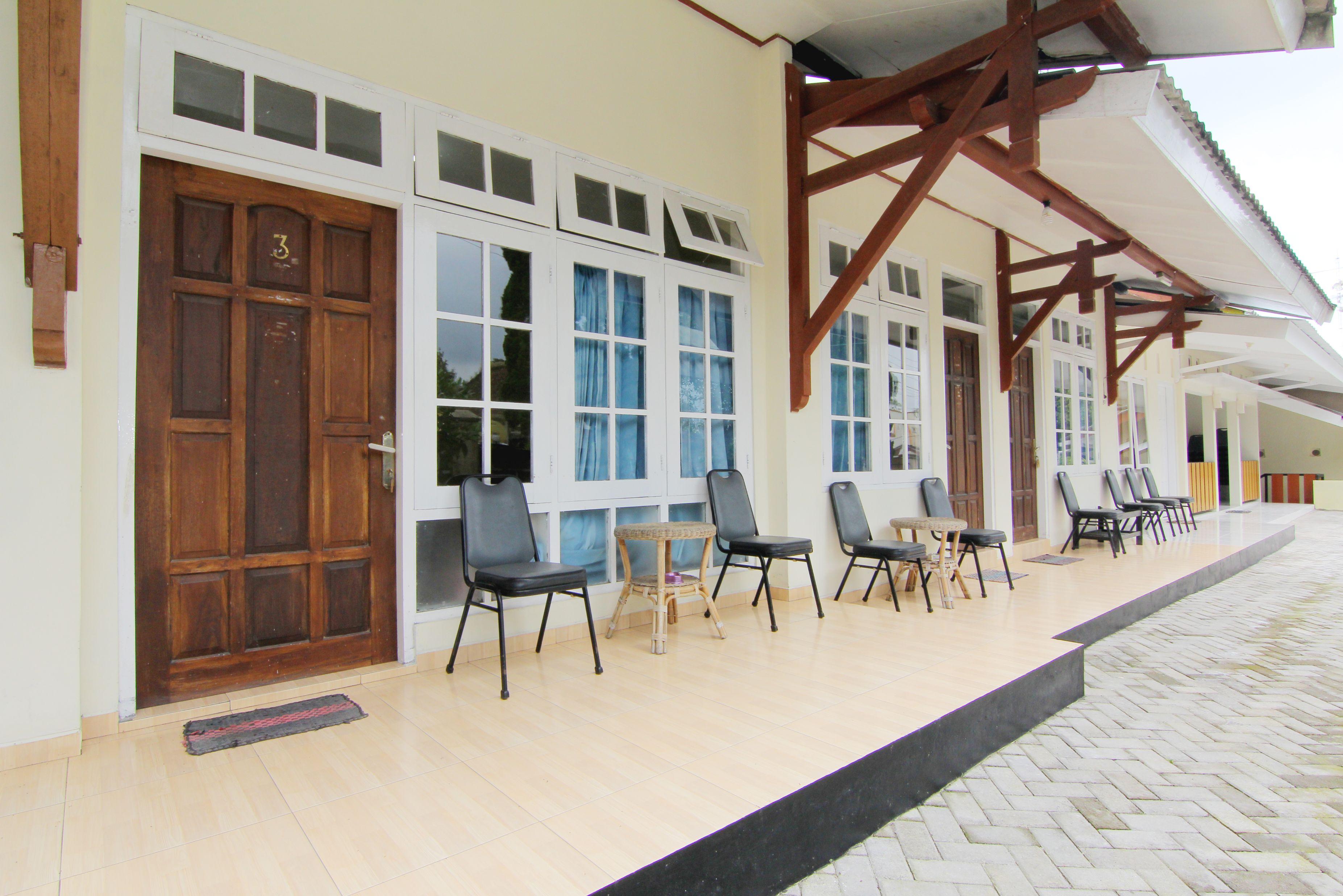 Hotel Wijaya 3 Kaliurang Ngoại thất bức ảnh