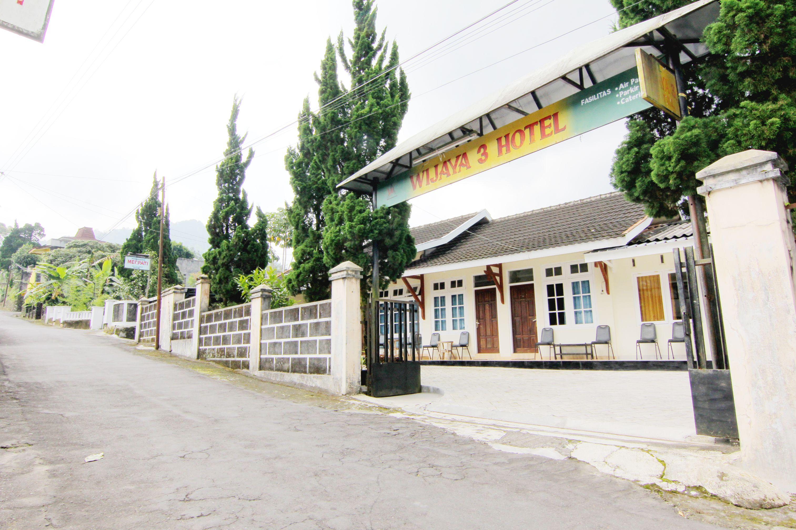 Hotel Wijaya 3 Kaliurang Ngoại thất bức ảnh